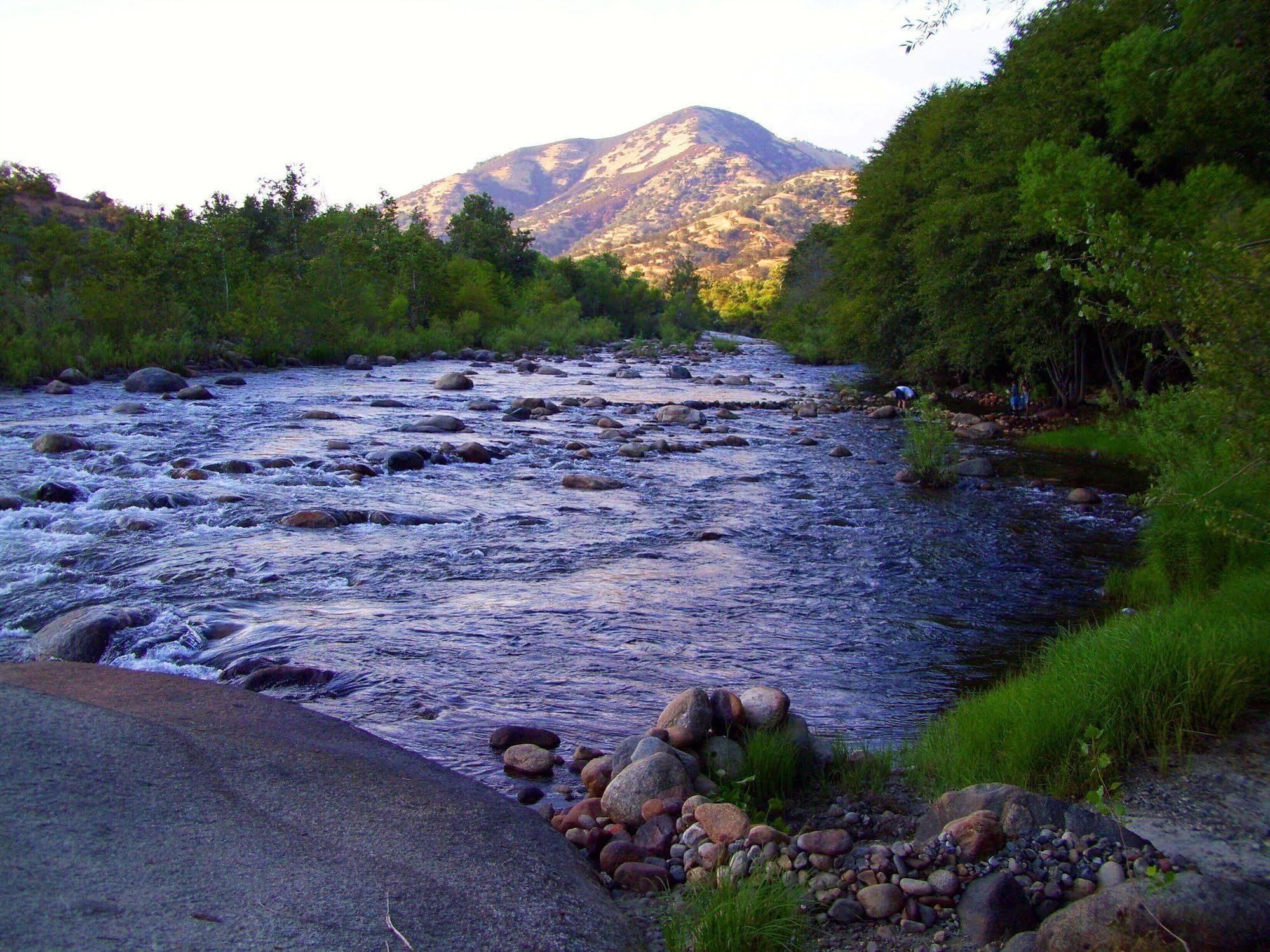 Rio Sierra Riverhouse Трі-Риверс Екстер'єр фото